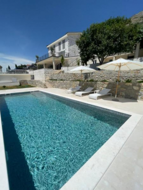 Villa Portico